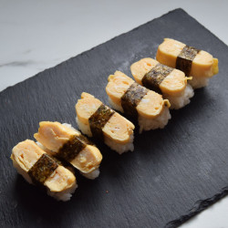 Tamago nigiri